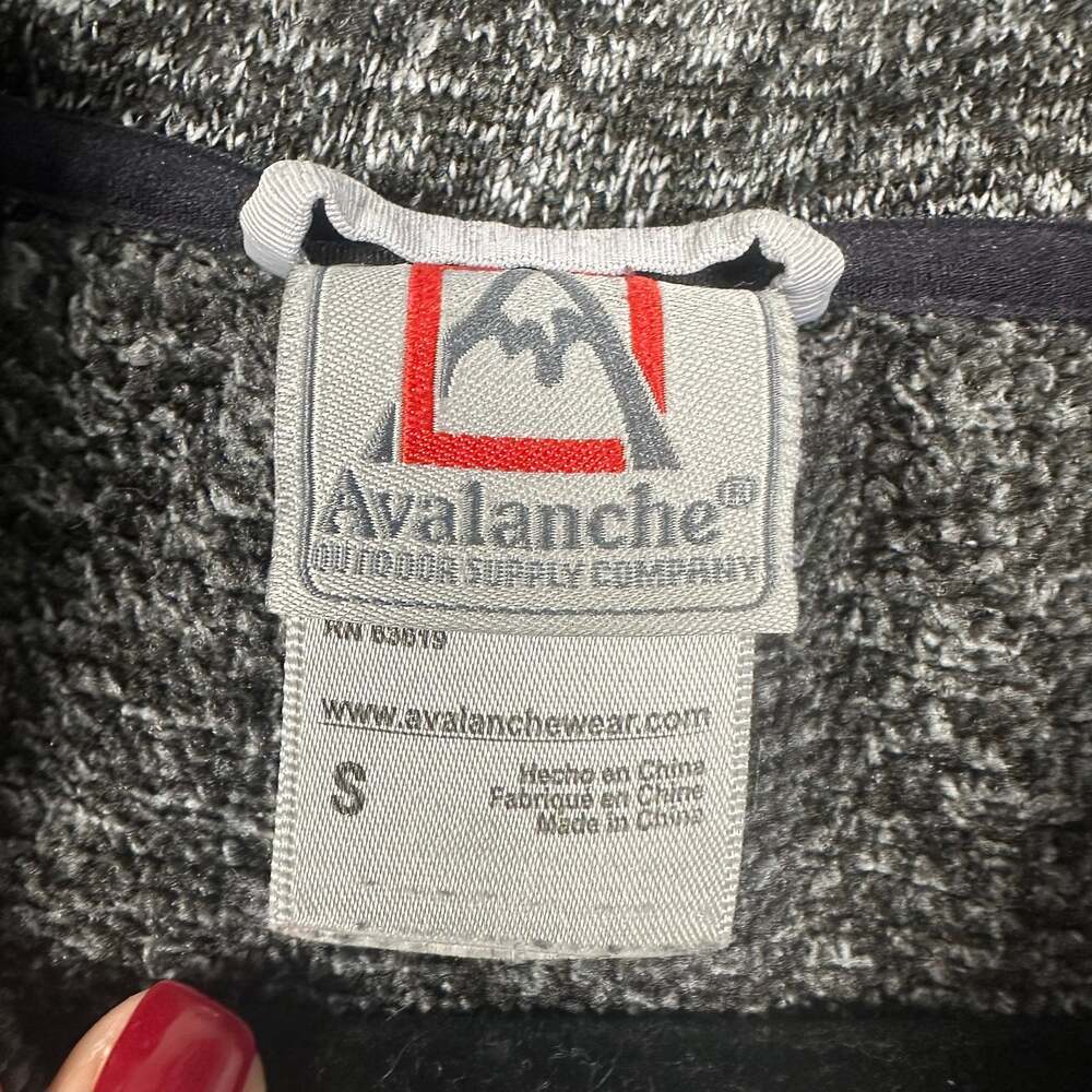 Avalanche Outdoor Supply Co. Men's Gray Mock Neck 1/4 Zip Pullover - Picture 4 of 6